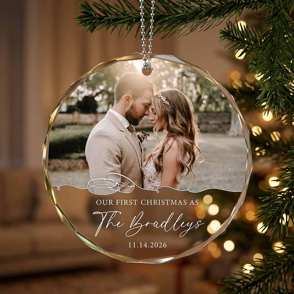 Our First Christmas Newlywed Keepsake Personalized Custom Name Date Photo Wedding Round Glass Christmas Ornament for Couples