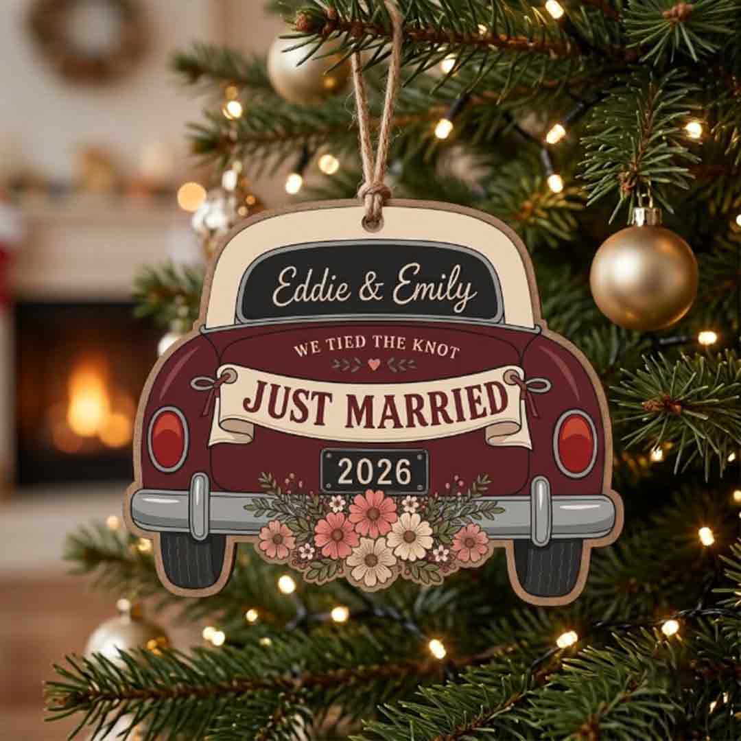 Just Married Wedding Car Newlywed Keepsake Personalized Custom Name Date First Wedding 1-Layer Wooden Christmas Ornament for Newlyweds