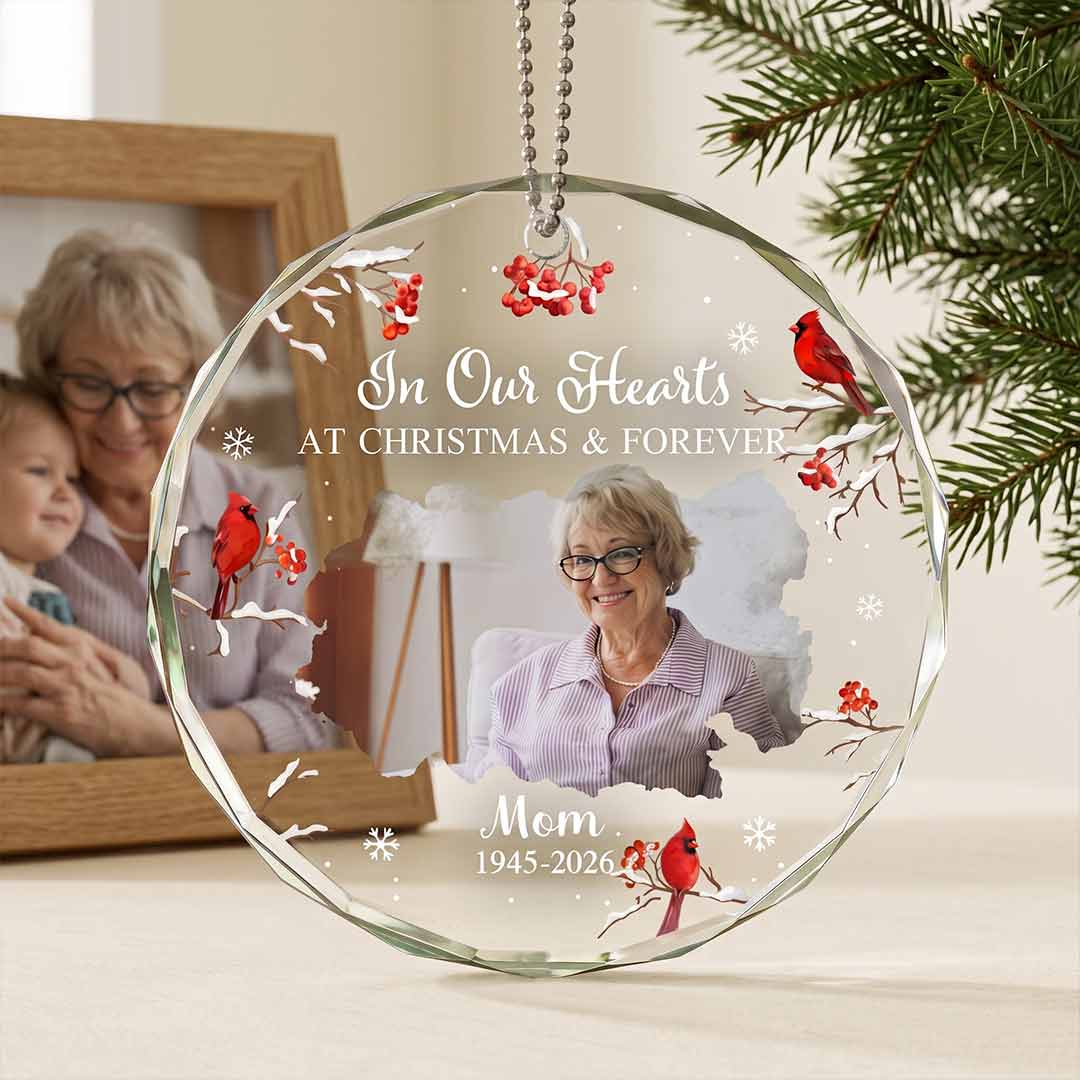 Memorial Mom In Loving Memory Keepsake Personalized Custom Name Date Photo Memorial Round Glass Christmas Ornament for Loss of Mom
