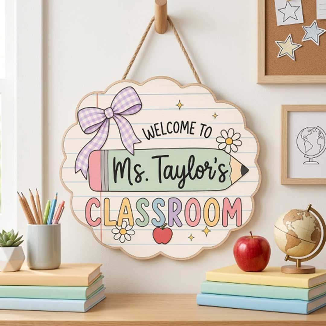 Personalized Teacher Name Wooden Sign Door Hanger Welcome School Entrance Decor Wooden Classroom Decor, Back to School Sign