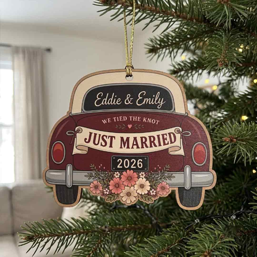 Just Married Wedding Car Newlywed Keepsake Personalized Custom Name Date First Wedding 1-Layer Wooden Christmas Ornament for Newlyweds
