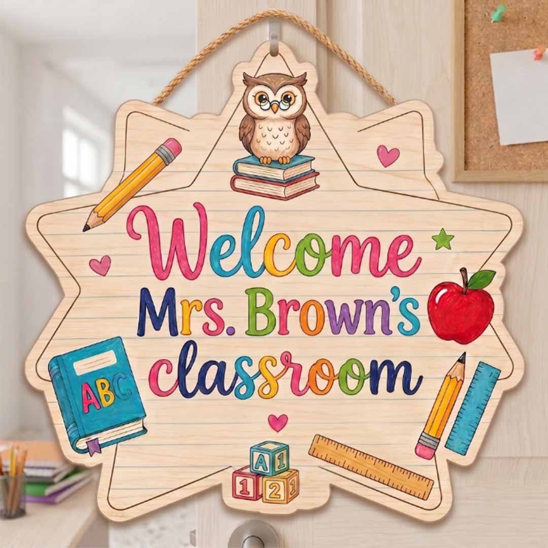 Personalized Teacher Name Wooden Sign Door Hanger Welcome Classroom Star Wooden Classroom Decor, Back to School Sign