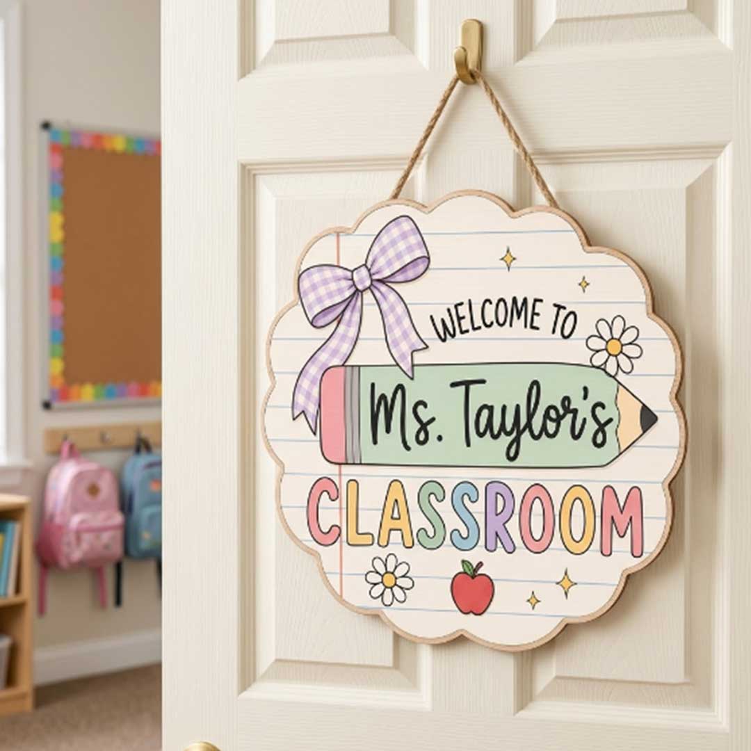 Personalized Teacher Name Wooden Sign Door Hanger Welcome School Entrance Decor Wooden Classroom Decor, Back to School Sign