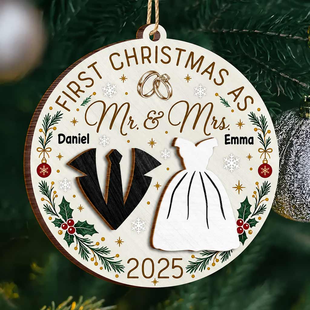 First Christmas As Mr & Mrs 2026 Wedding Rings Bride Groom Custom Name Wedding Newlywed Keepsake Wooden Christmas Ornament